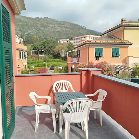 Gloria House * 레반토