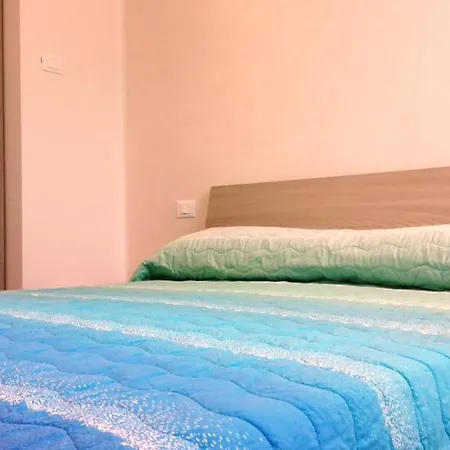 Gloria House - Check In At Via Giuseppe Garibaldi N 104 Appartamento *