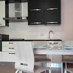 Gloria House Apartman Levanto