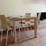 Apartman Gloria House *